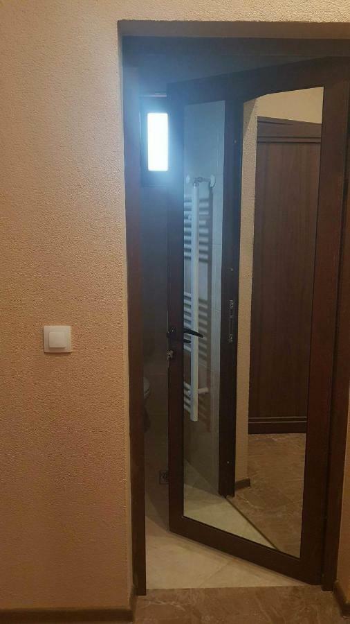 Guest Rooms Ider サパレヴァ・バニャ エクステリア 写真
