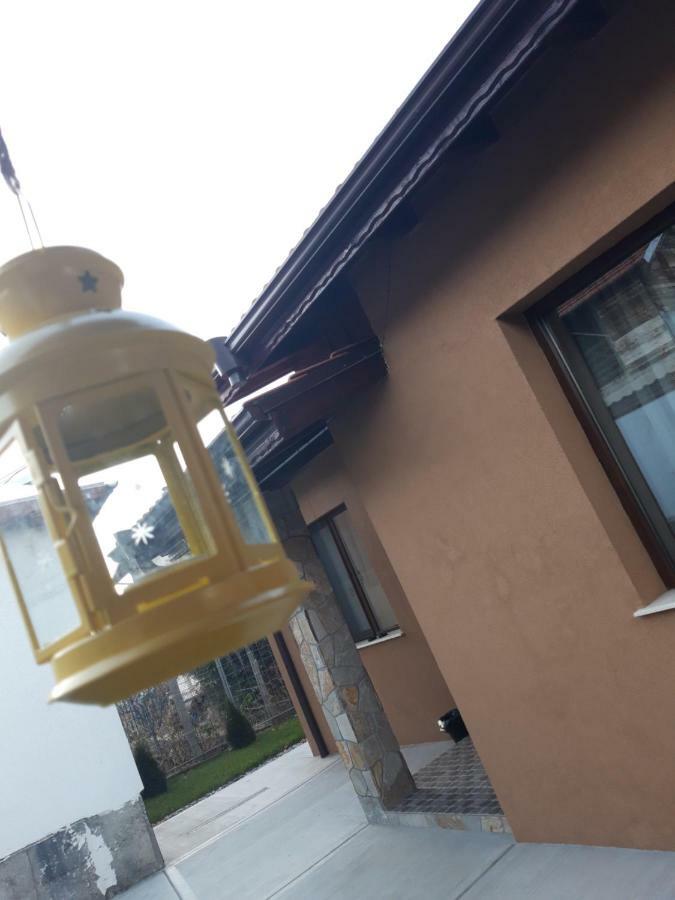Guest Rooms Ider サパレヴァ・バニャ エクステリア 写真